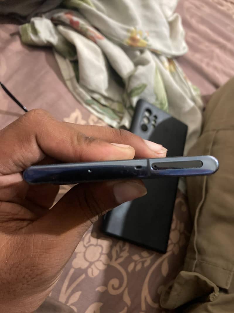 Samsung Mobile Note 10 Plus 1