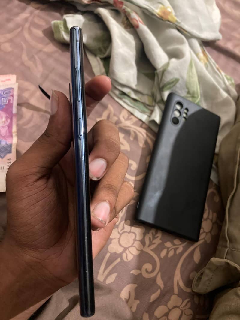 Samsung Mobile Note 10 Plus 2