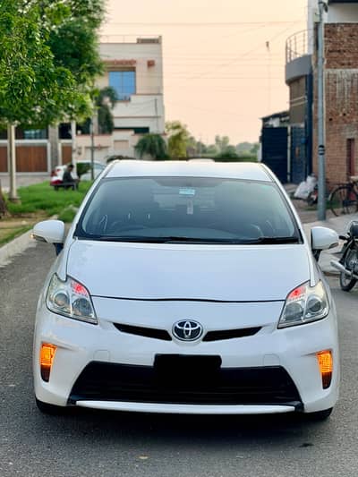 Toyota Prius 2014