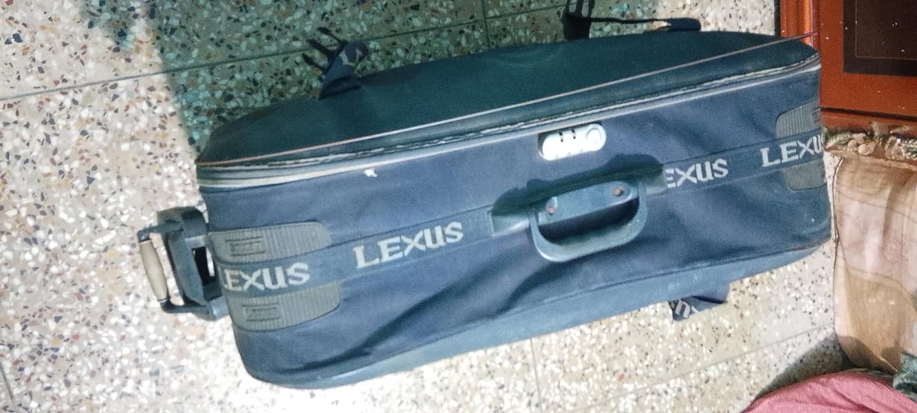 suit case 1