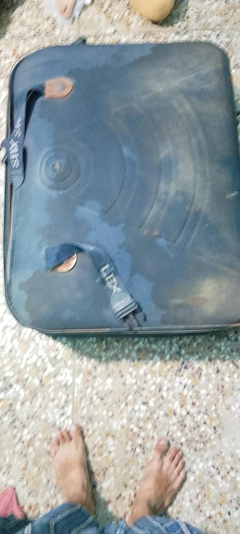suit case 4