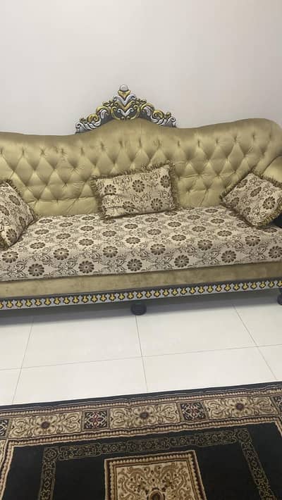 7 seater sofa set (slightly used)
