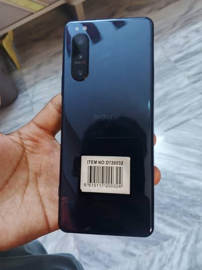 Sony 5 Xperia Mark 5