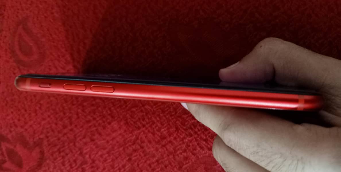 Apple iPhone 8 4