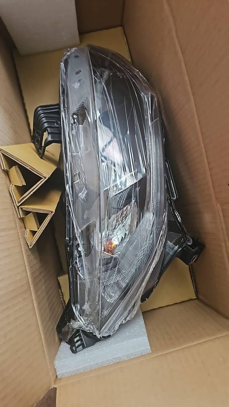 Civic headlight 1