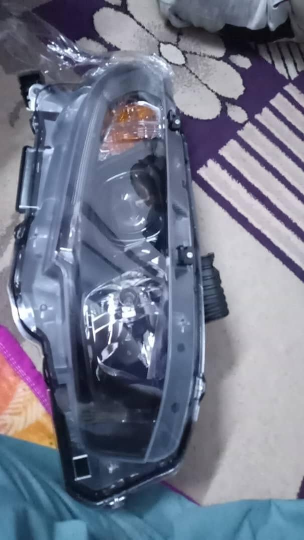 Civic headlight 2