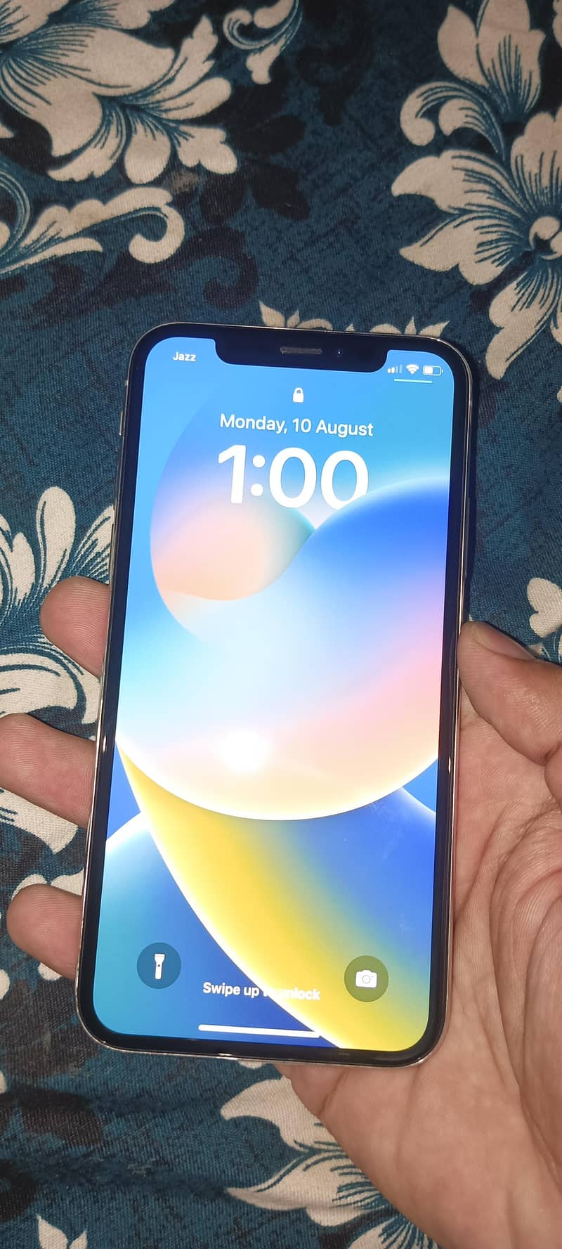 Apple iPhone X 5