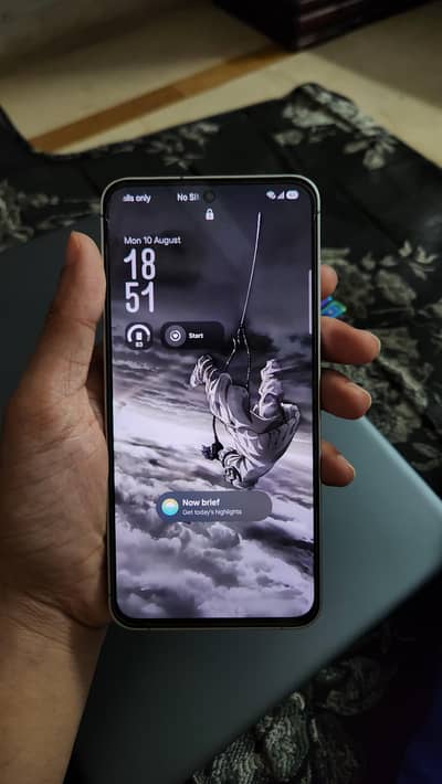 Samsung Mobile S24 fE