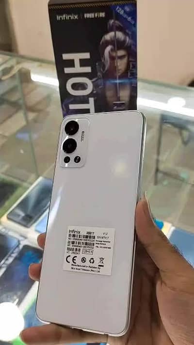 Infinix Hot 12