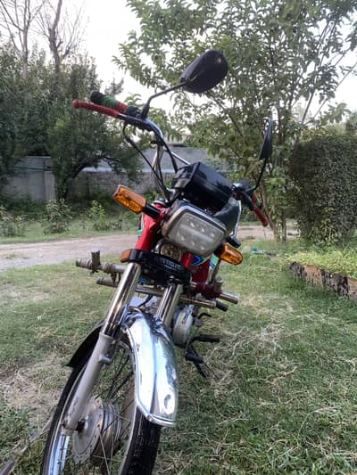 Honda CD 70, clean condition