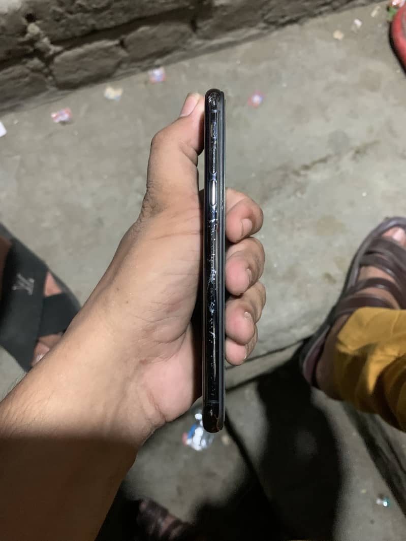 Apple iPhone X 10