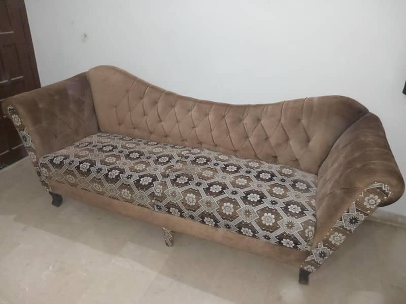 Sofa set with side table 0