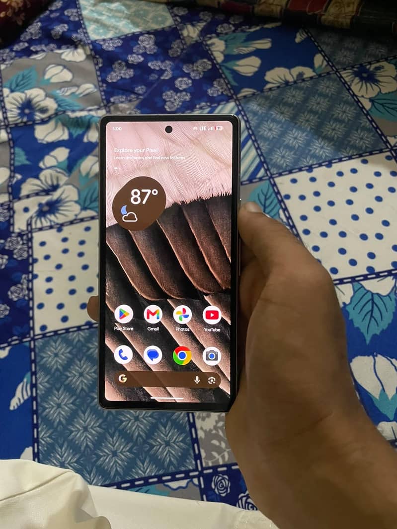 Google Pixel 7a 5
