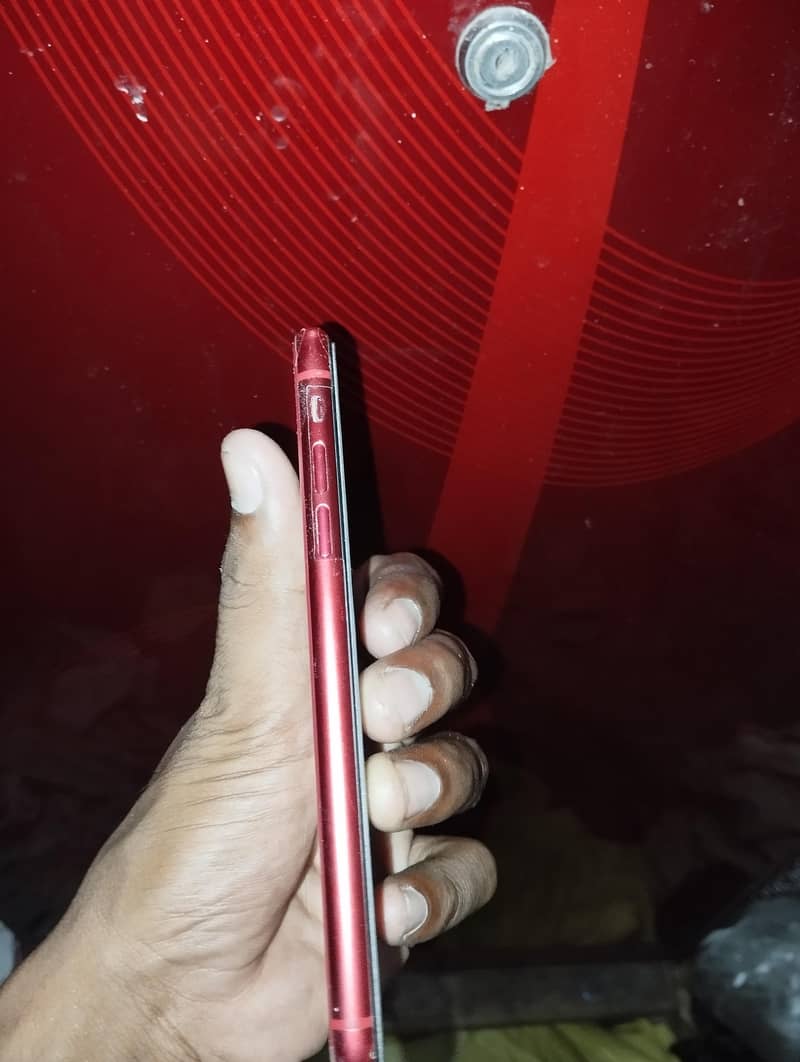 Apple iPhone 11 3