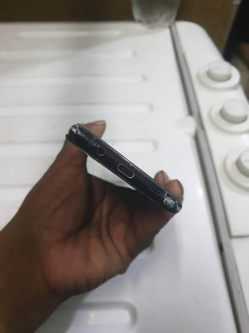 Samsung Mobile Note 8 2