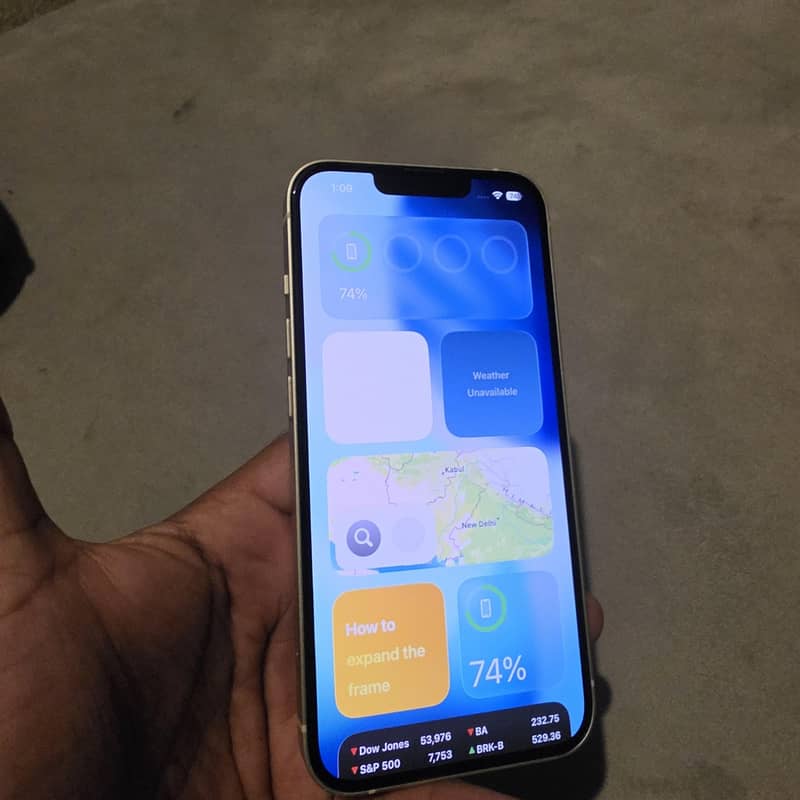 Apple iPhone 13 1