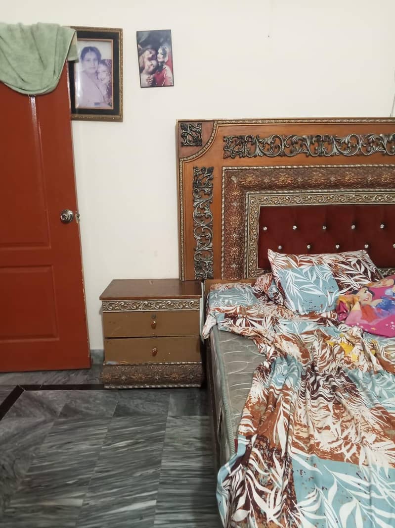 king bed with set 1