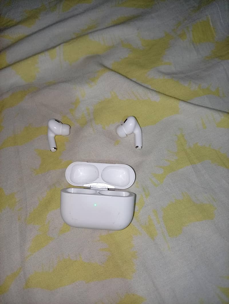 apple pro 2 2