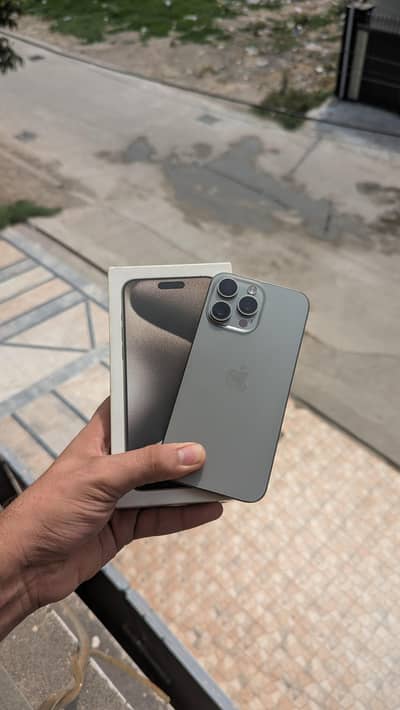 Apple iPhone 15 Pro Max