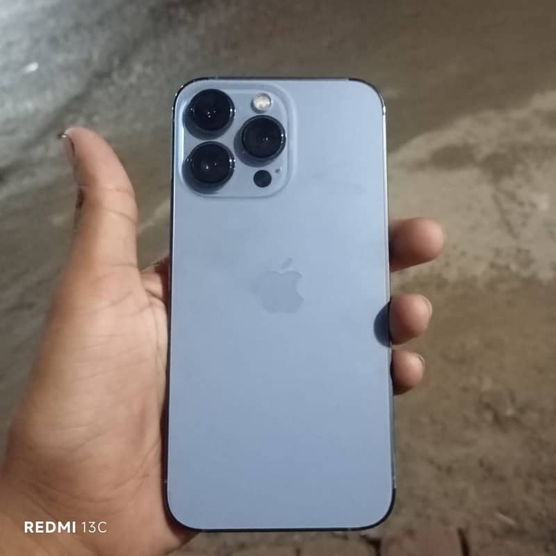 Apple iPhone 13 Pro 3