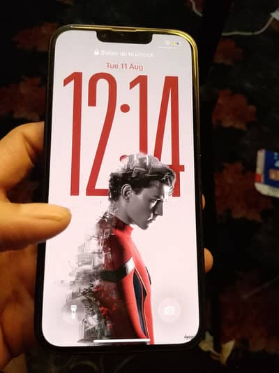 Apple iPhone 13