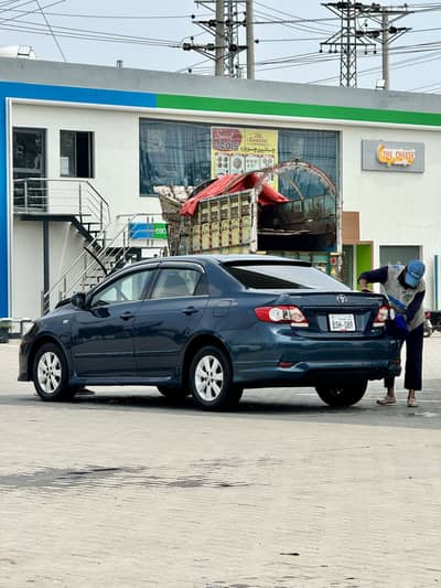 Toyota Corolla Altis 2012