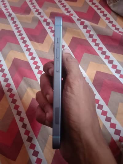 Apple iPhone 14