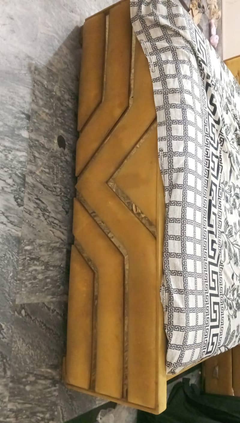 king bed with set 1