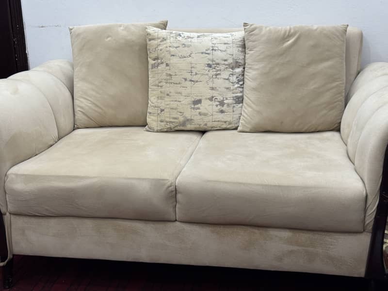 Sell sofa 1