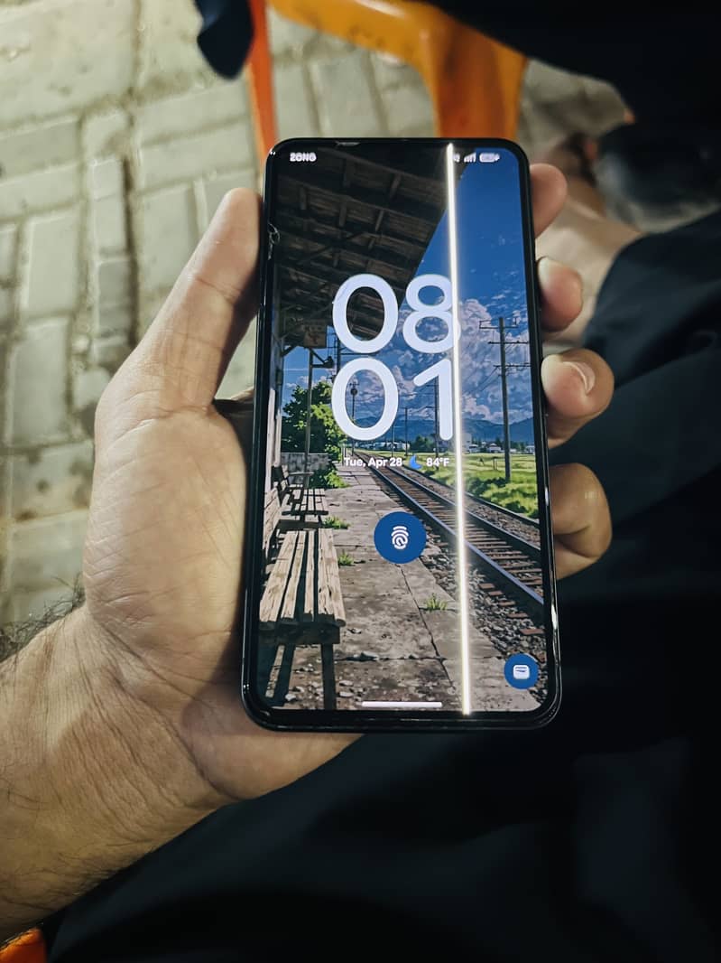 Google Pixel 8 3