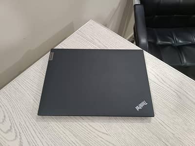 Lenovo thinkpad p14s core i7 12th gen i7-1260p 4gb Nvidia 14 inch fhd