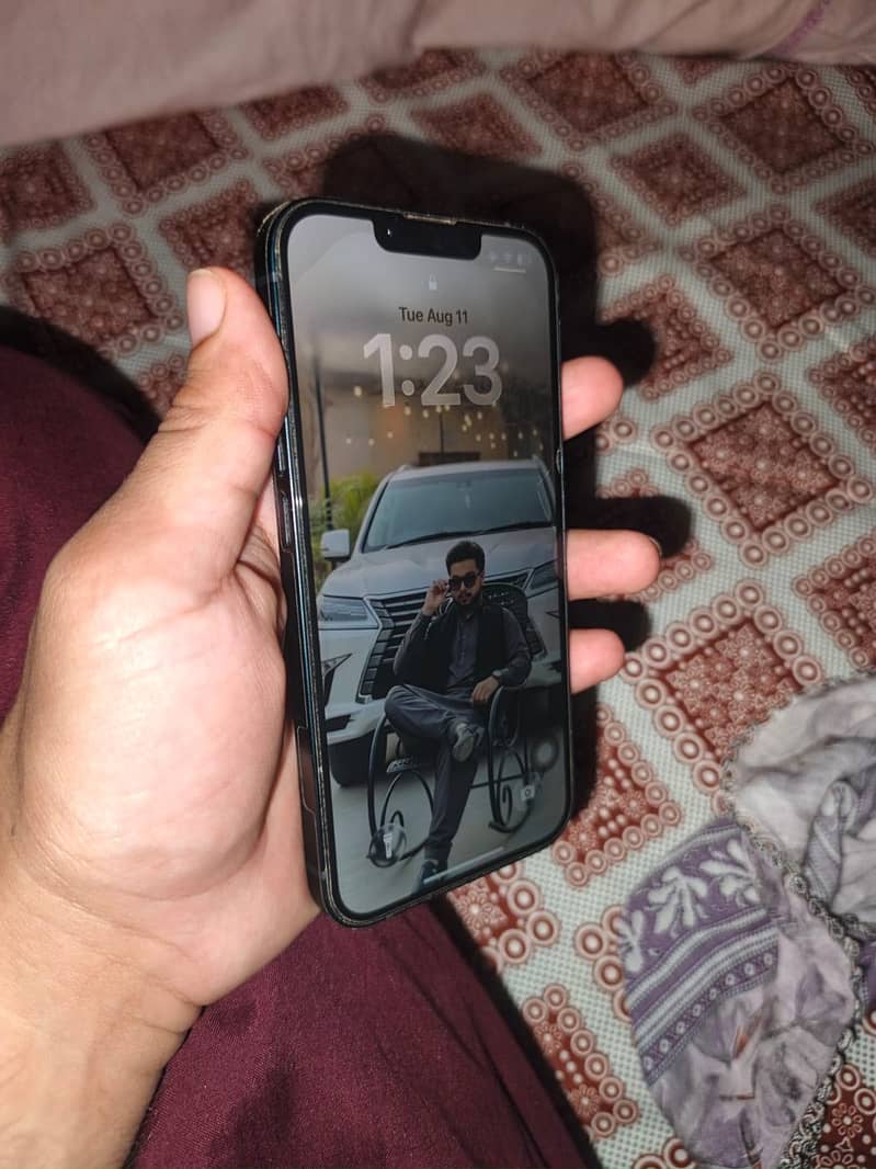 Apple iPhone 14 5
