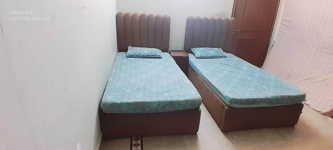 single bed 0
