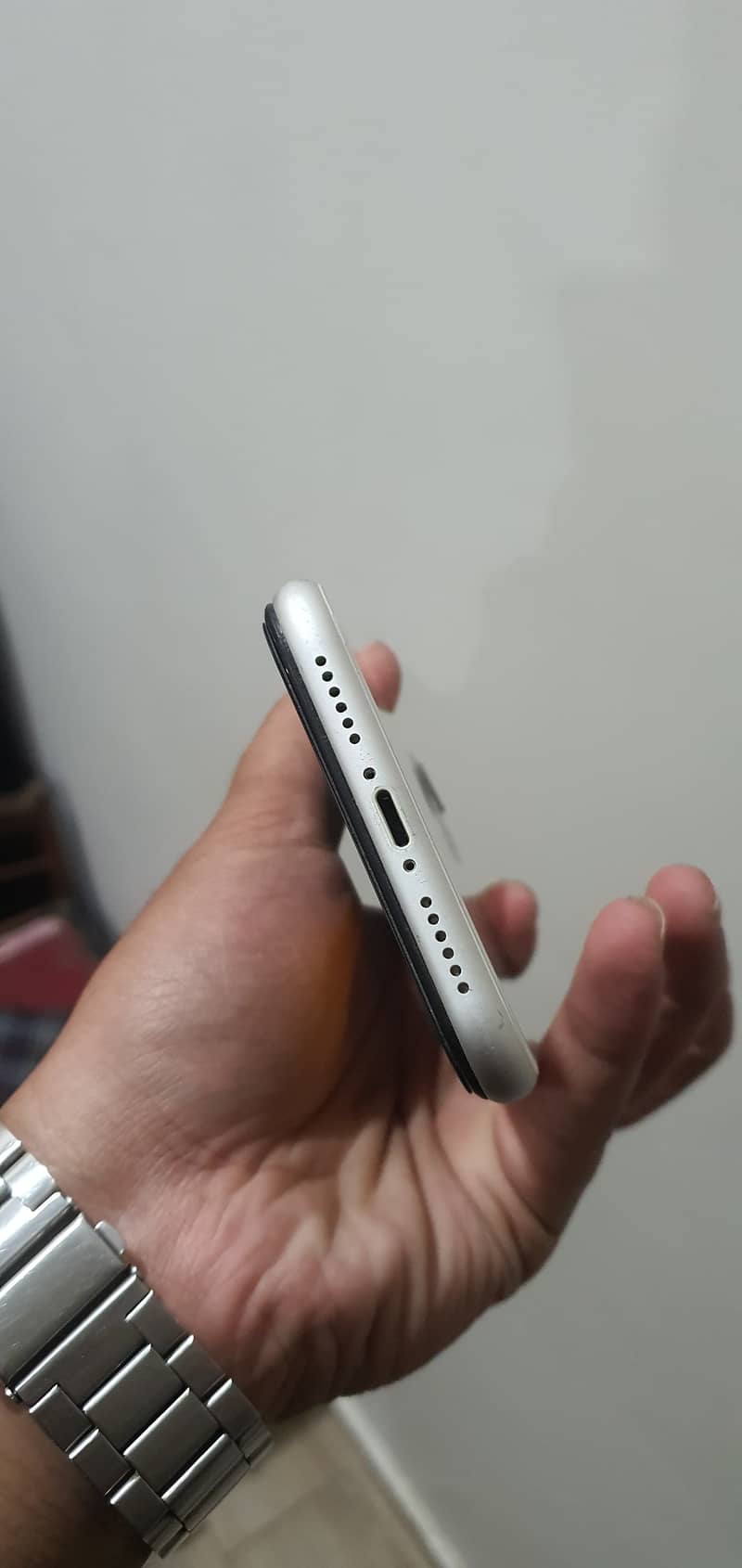 Apple iPhone 11 3
