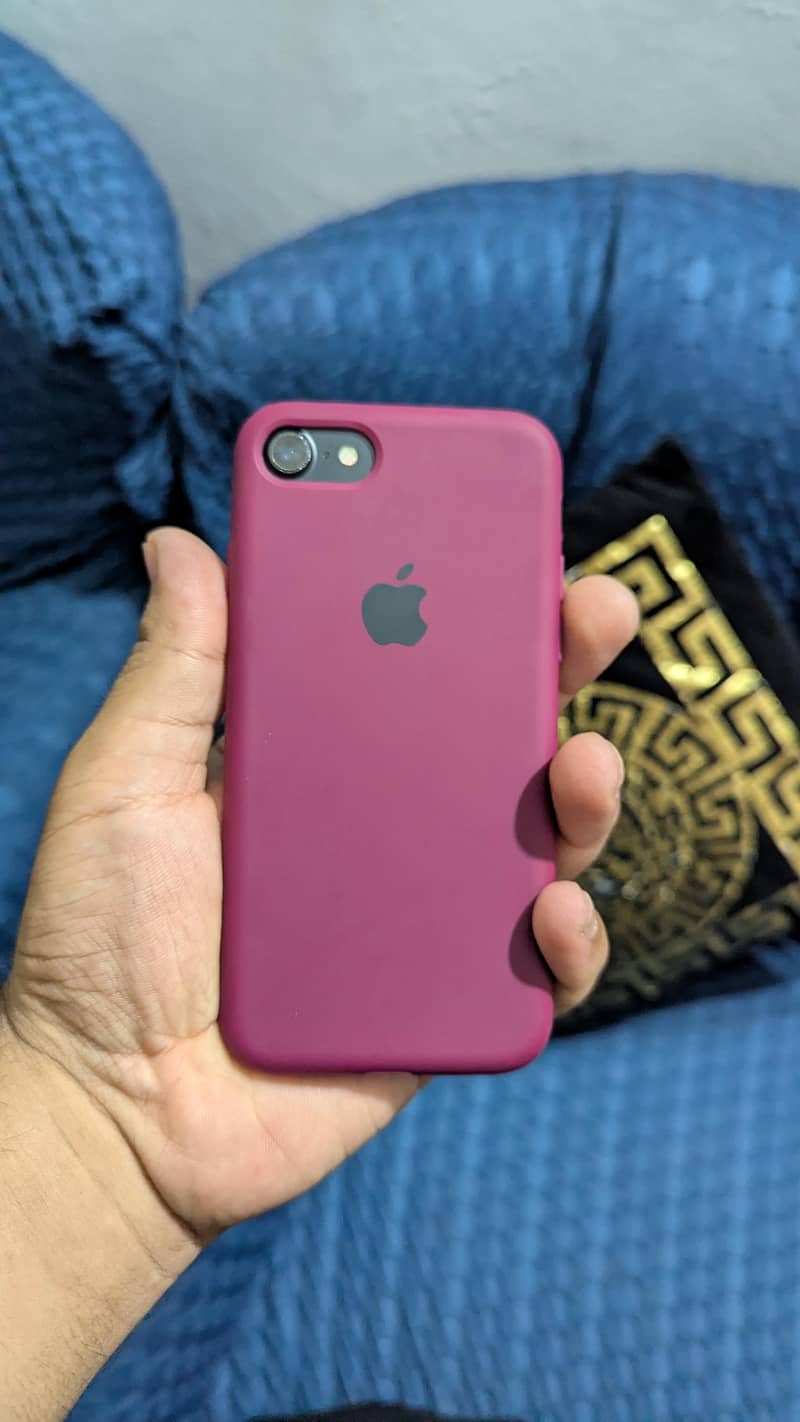 Apple iPhone 7 4