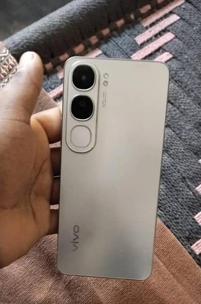 Vivo Y200