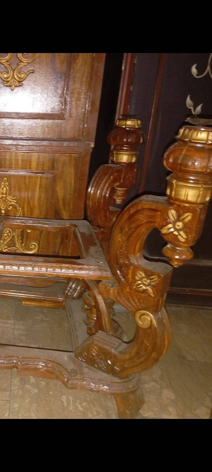 dining table 0