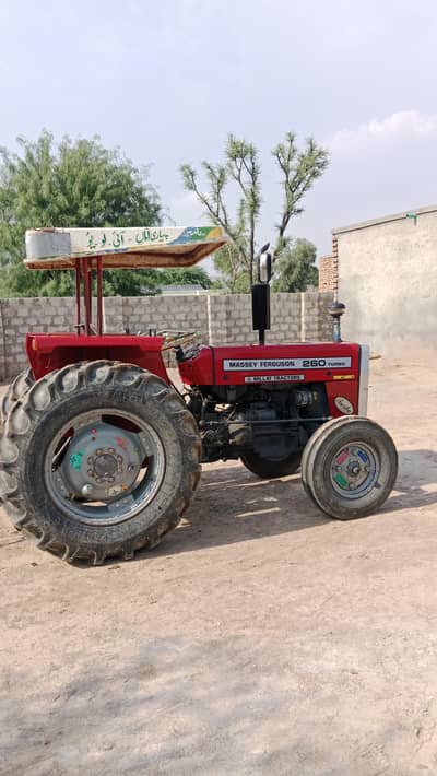 Messi 260 tractor