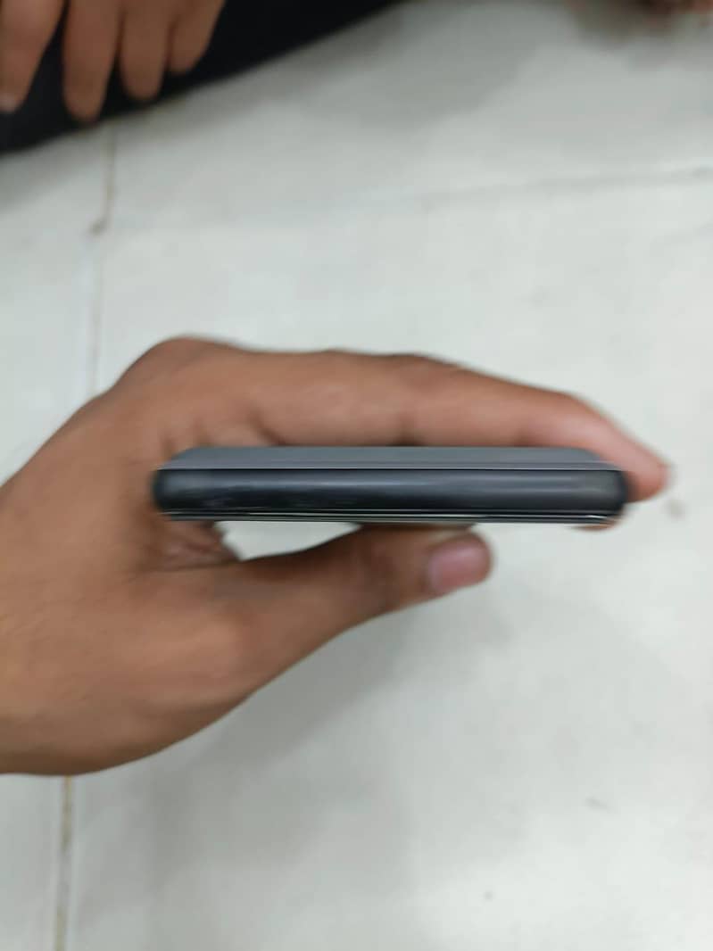 Google pixel 6 4