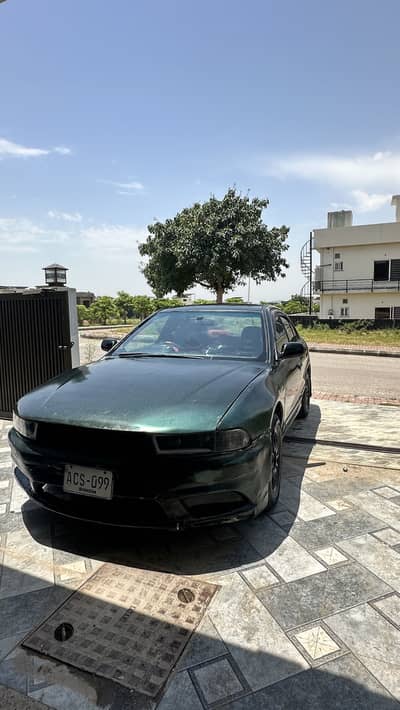 Mitsubishi Galant 2000