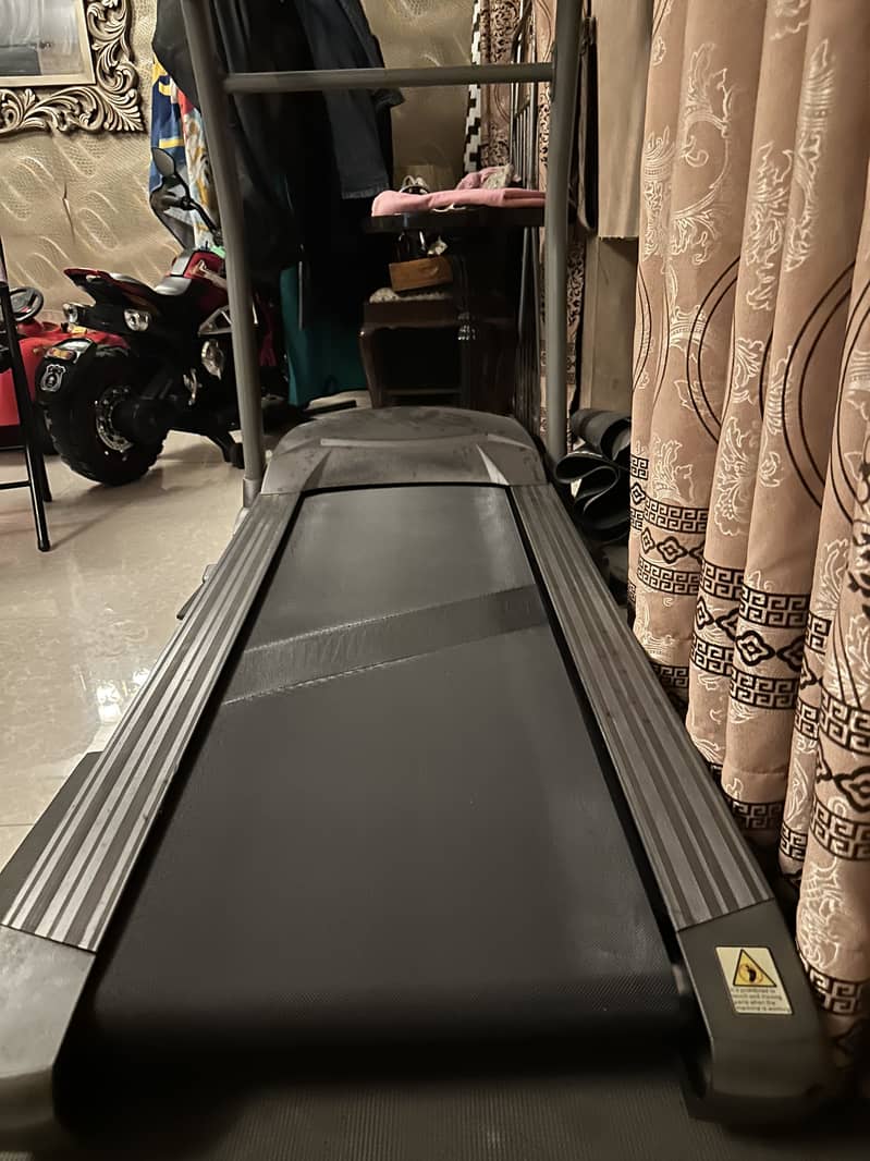 Treadmill 4