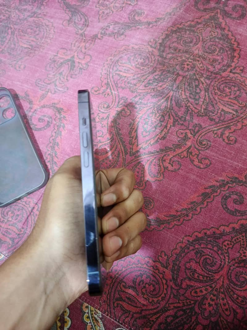14 pro 0