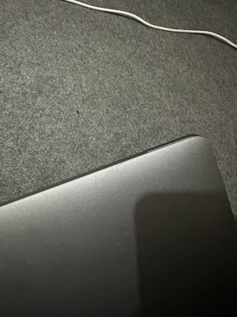 MACBOOK PRO 2017 1