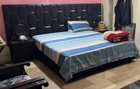 blue velvet bed for sale ,( no mattress)