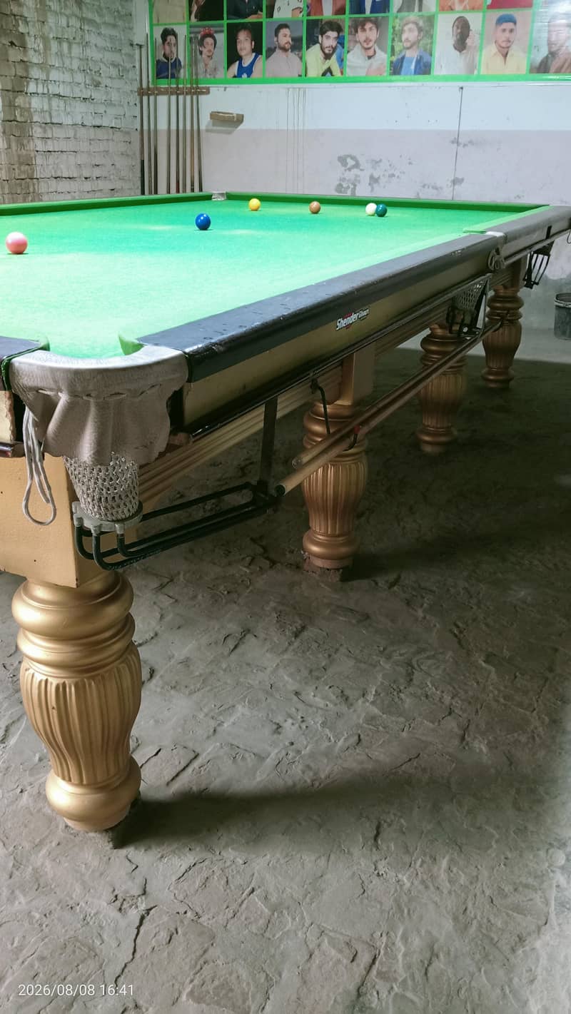 snooker table 0