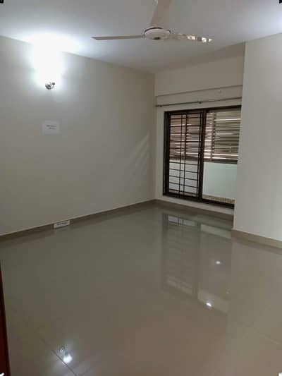 10-Marla 3-Bedroom's Flat *Ground Parking* Tile Flooring ( Apartment | Flat ) For Sale | Askari 10 Lahore Cantt | @nusratestate