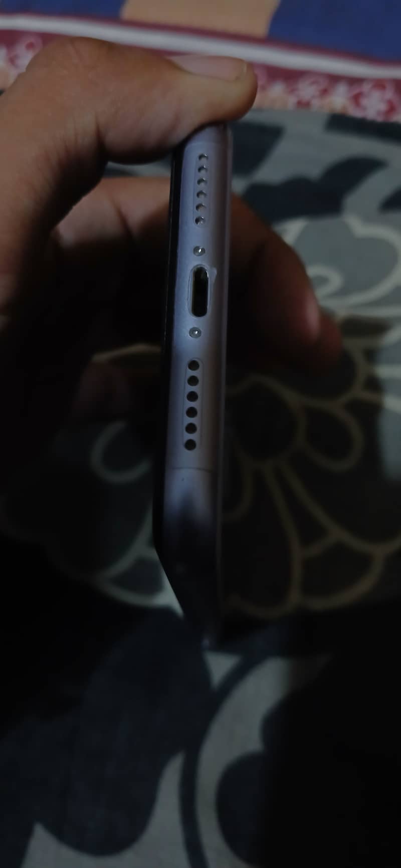 Apple iPhone 11 7