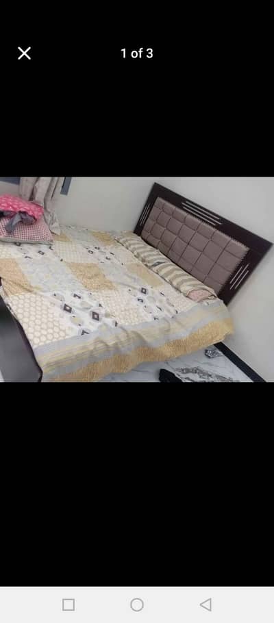 queen size bed with mattress
