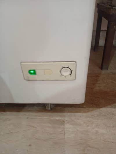 new freezer in good condition