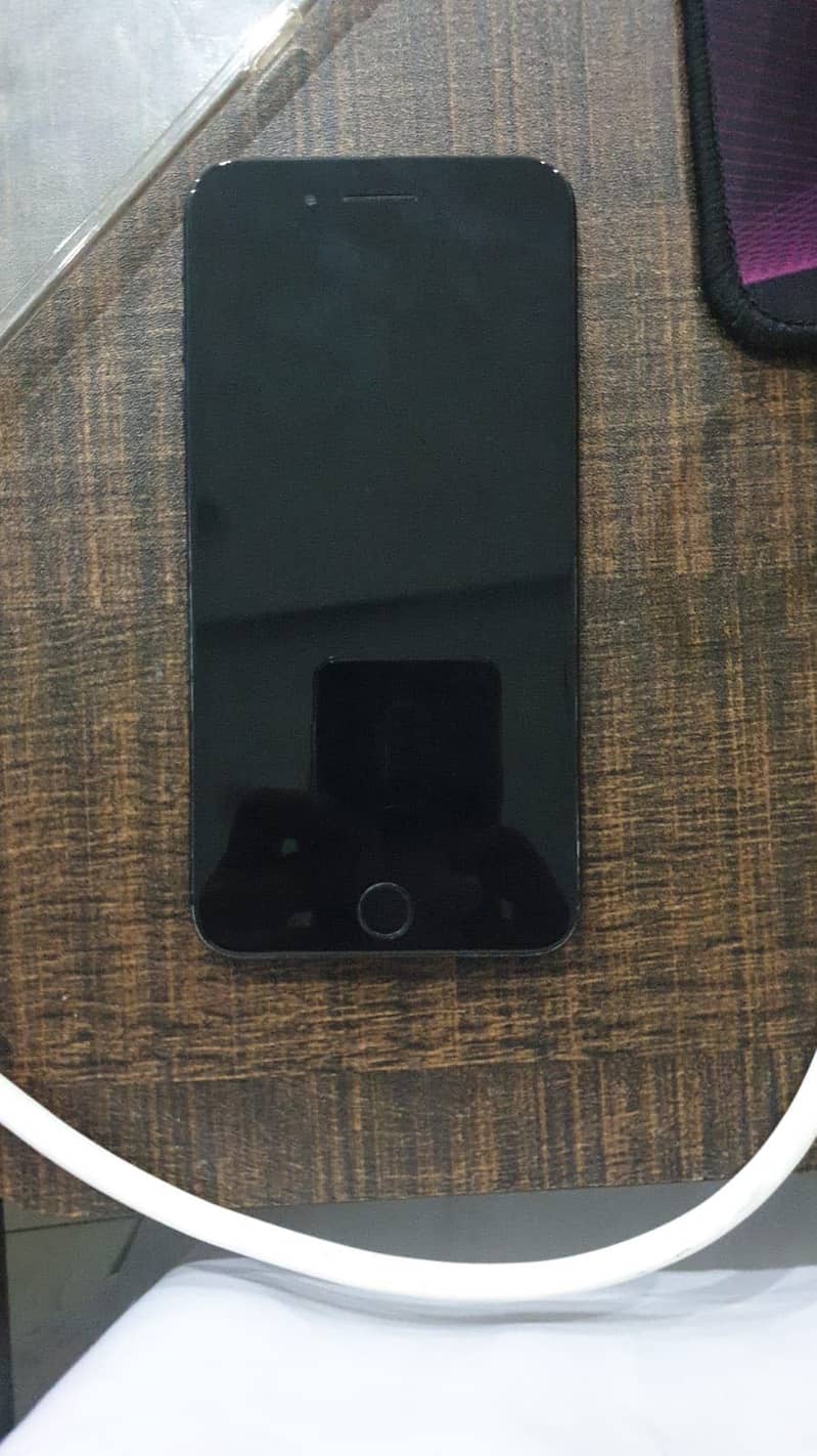 Apple iPhone 7 Plus 3